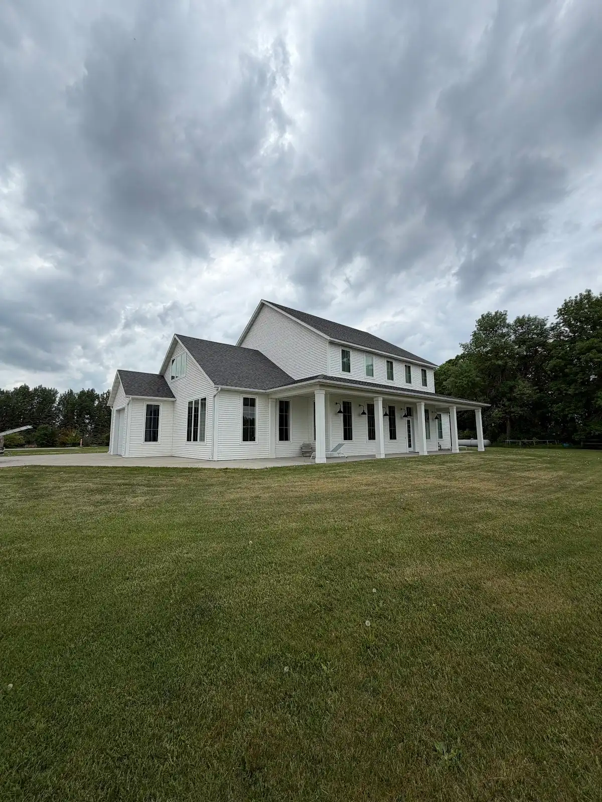 Modern farmhouse